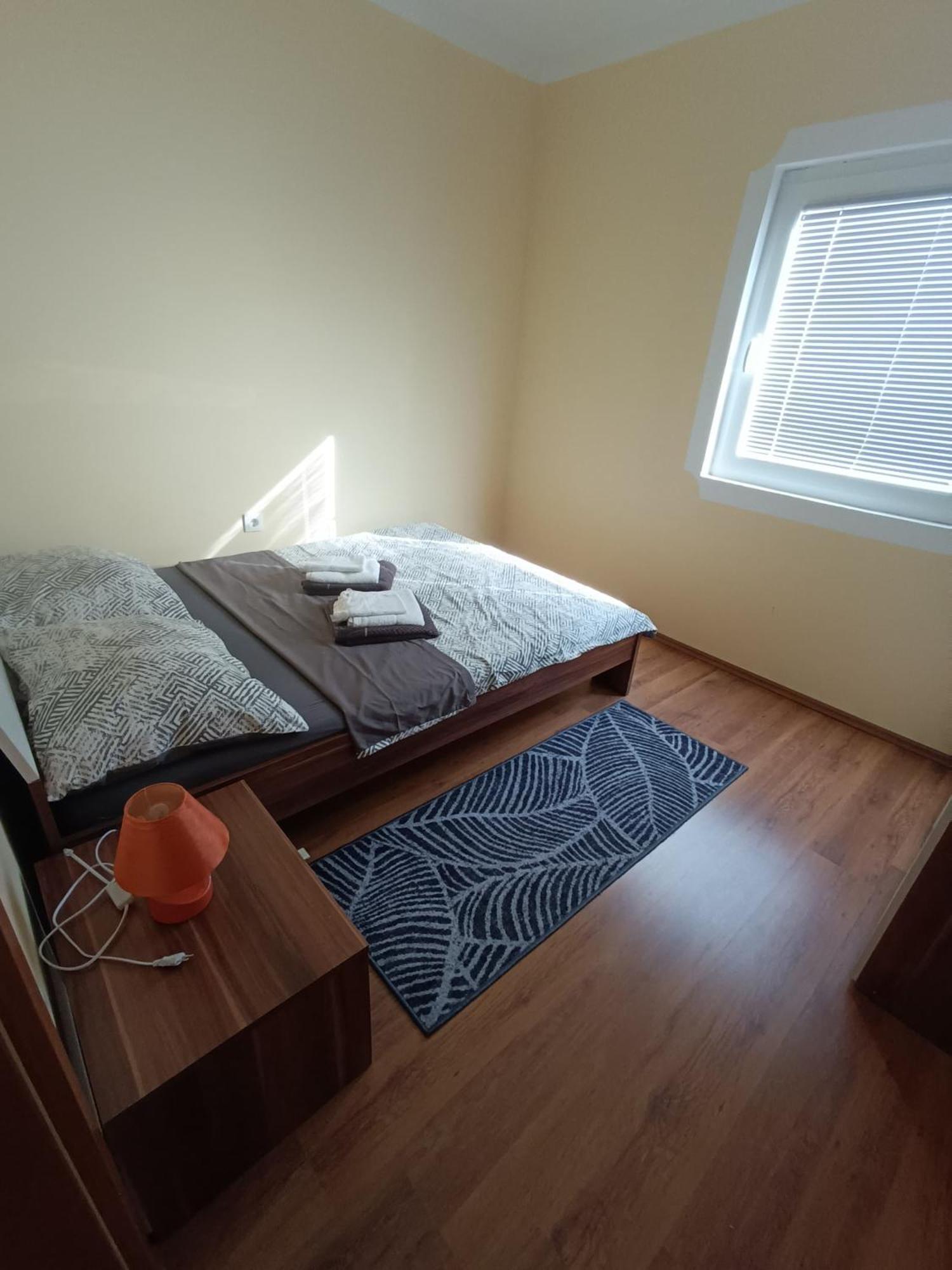 Cuk Apartment *